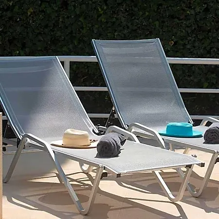 Stefanakis & Hotel 3*