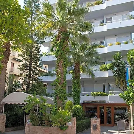 Stefanakis & Hotel