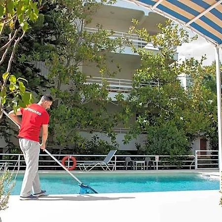 Stefanakis & Hotel